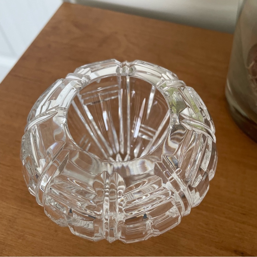 Geometric pattern crystal vase - Picture 4 of 8